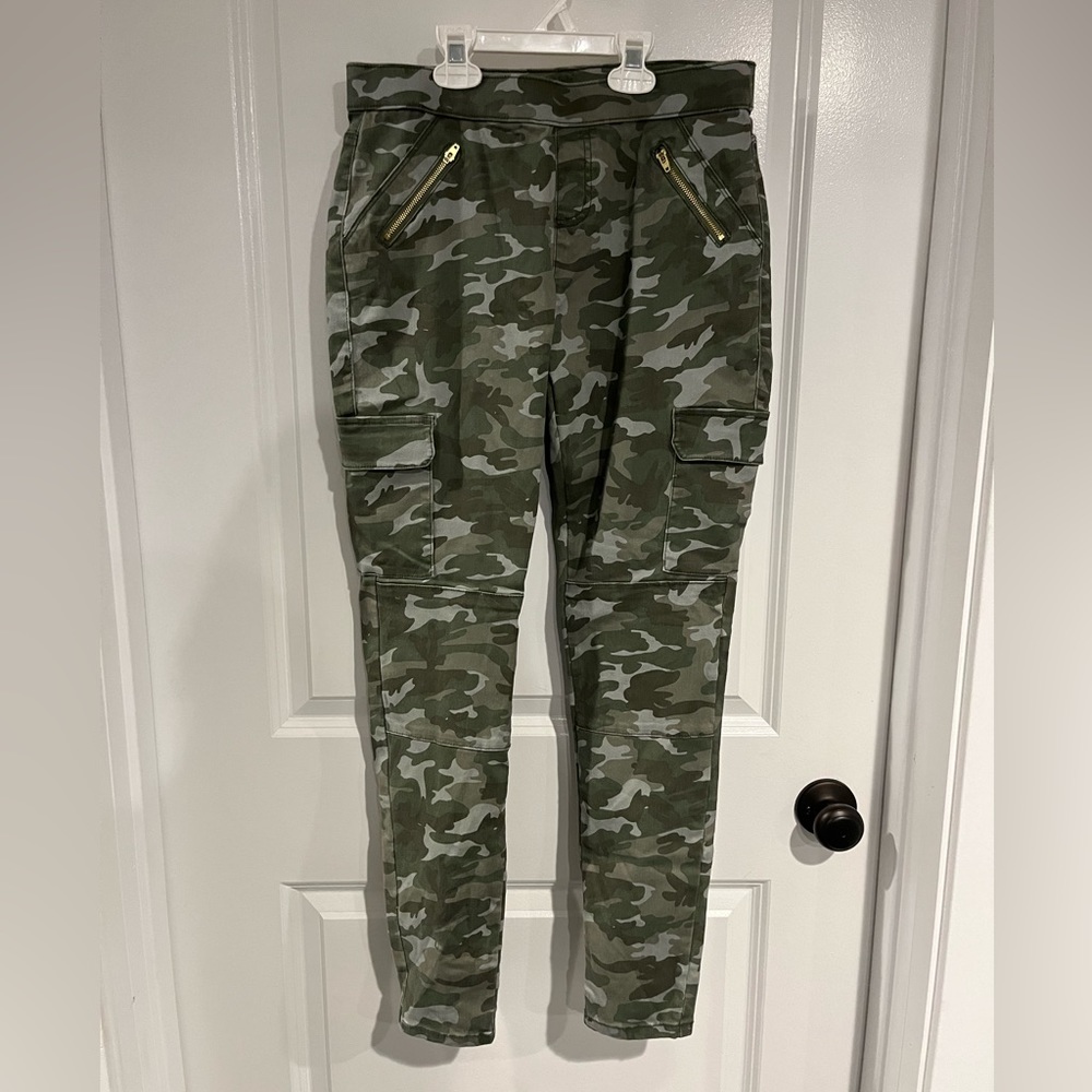 Camo Stretchy Jeans